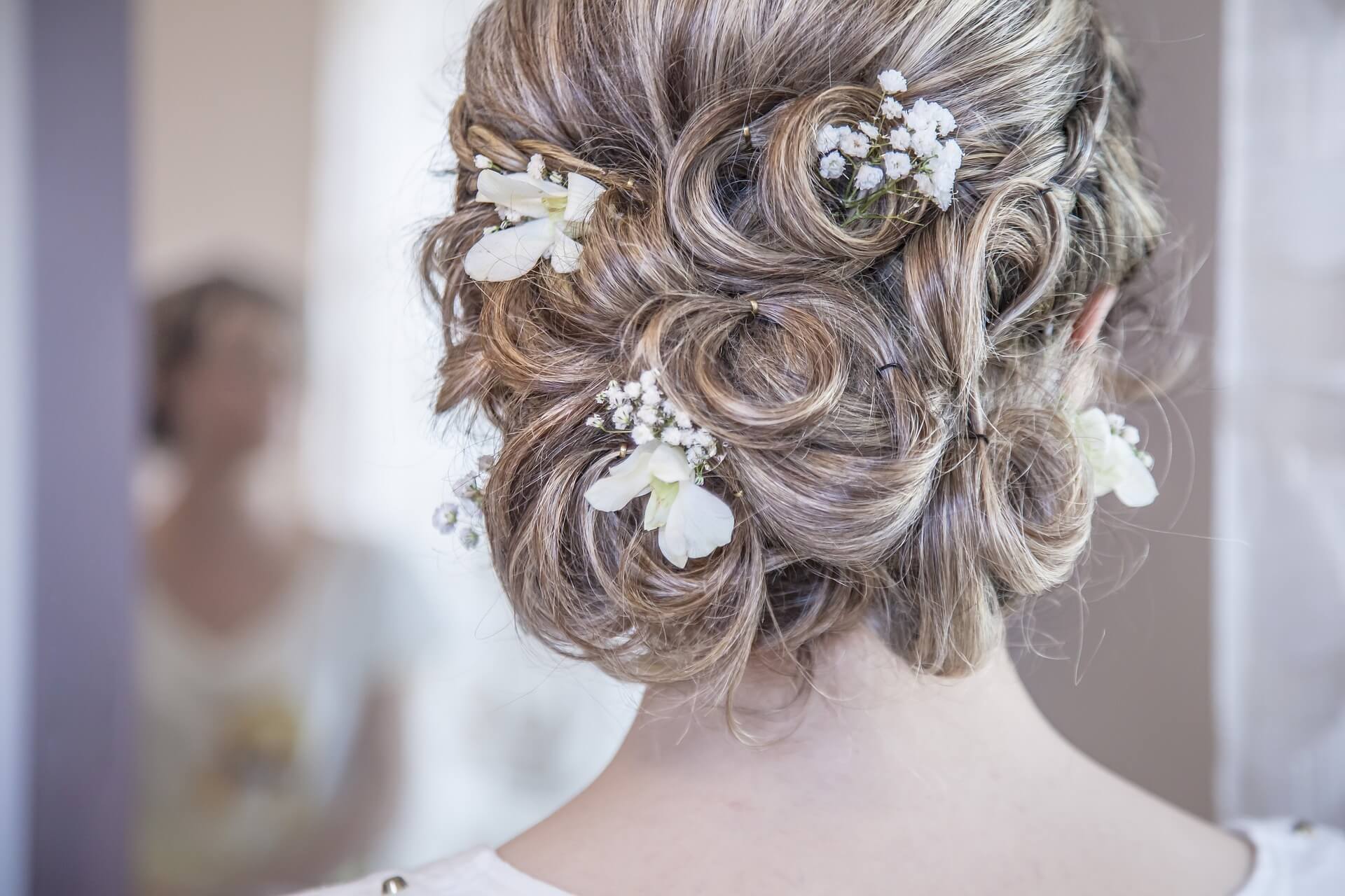 Coiffure de mariage Assieu